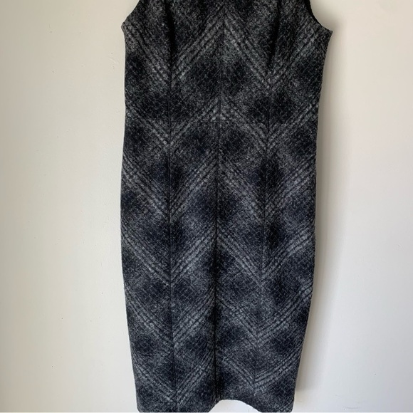 Banana Republic Wool Blend Textured Black Gray Plaid Lined Sheath Dress Size 12 - Picture 6 of 15